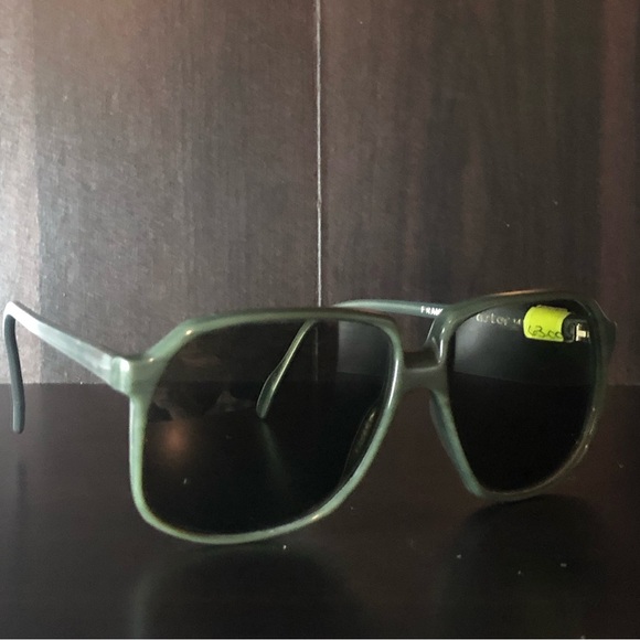 Italy Astor 145 Fury 52-17 Sunglasses - Picture 7 of 8